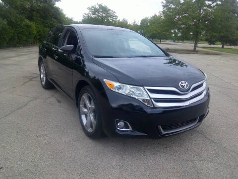 2015 Toyota Venza for sale at Triangle Auto Sales in Elgin IL