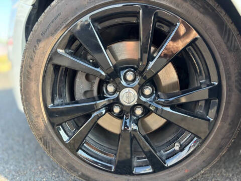 2017 Nissan Maxima Platinum