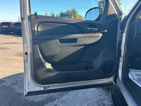 2011 Chevrolet Avalanche LT