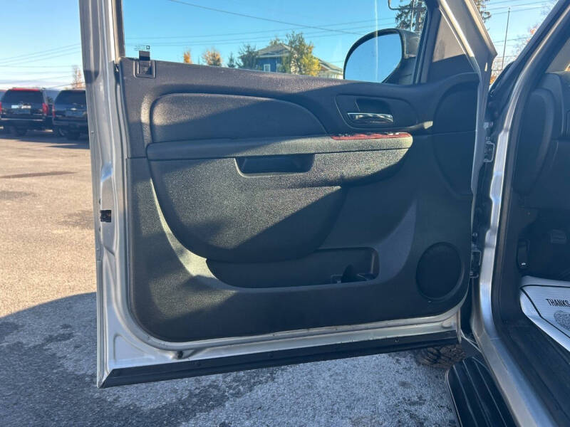 2011 Chevrolet Avalanche LT