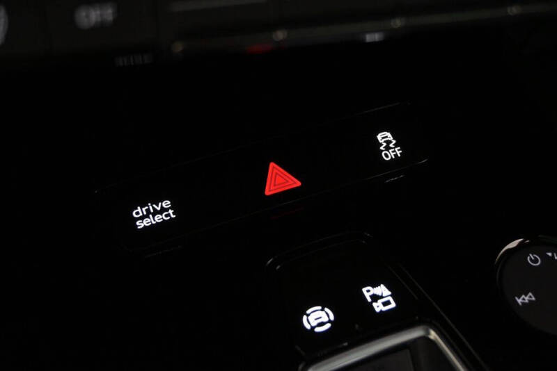 2022 Audi Q4 e-tron quattro Prestige 50