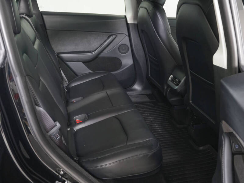 2024 Tesla Model Y Performance