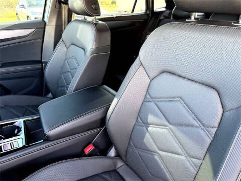 2025 Volkswagen Atlas Cross Sport SE