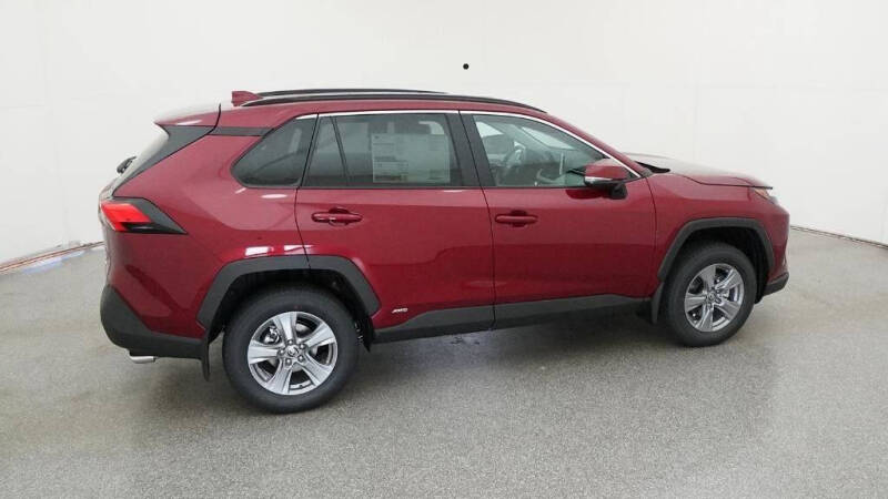 2025 Toyota RAV4 Hybrid XLE