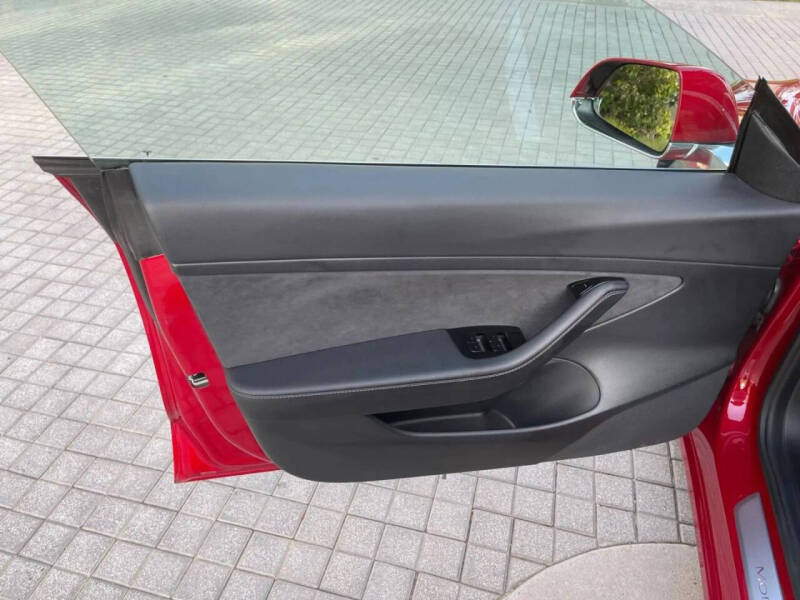2020 Tesla Model 3 Standard Range Plus