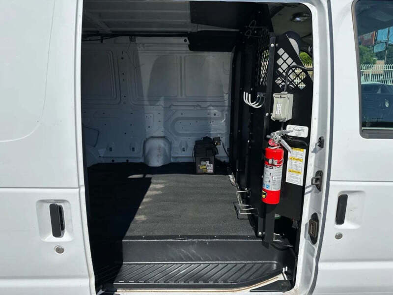 2013 Ford E-Series E-150