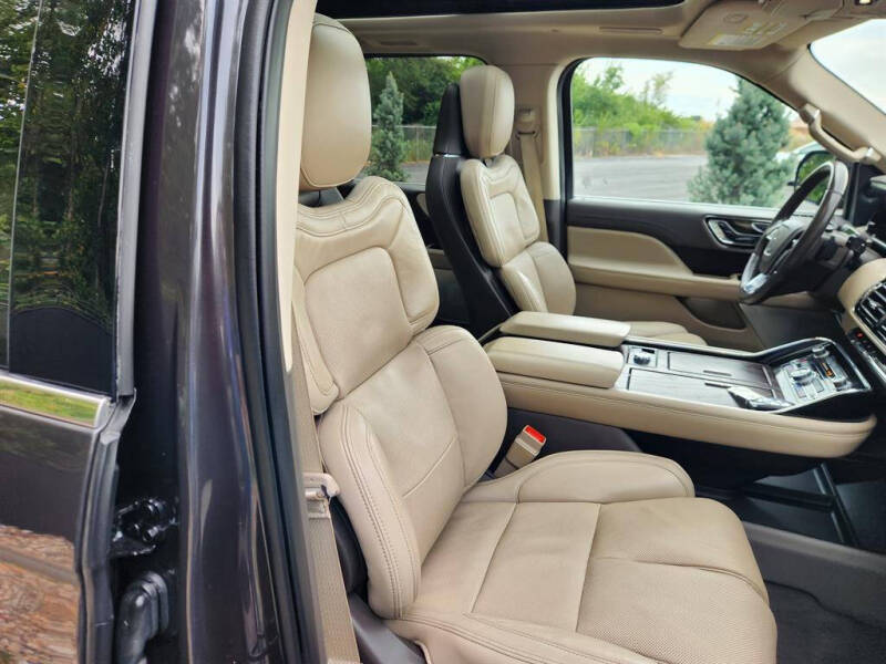 2023 Lincoln Navigator Reserve