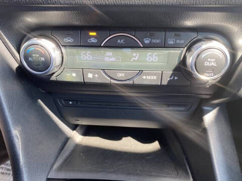 2015 Mazda MAZDA3 i Touring
