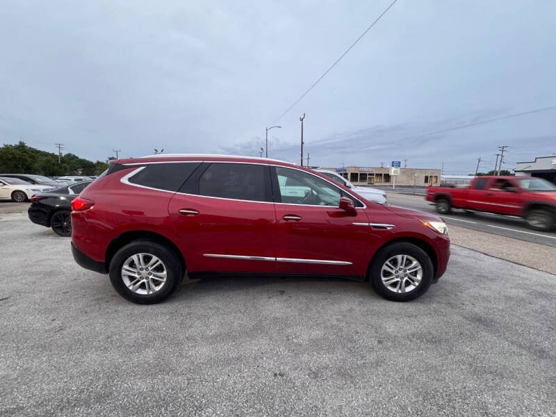 2020 Buick Enclave Essence