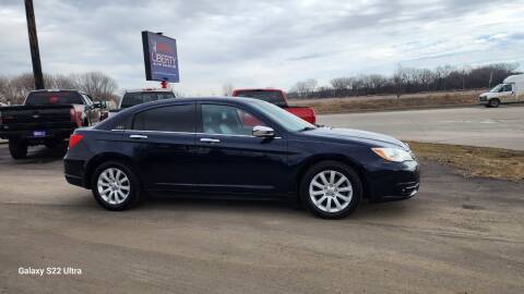 2013 Chrysler 200 for sale at Liberty Auto Sales in Merrill IA