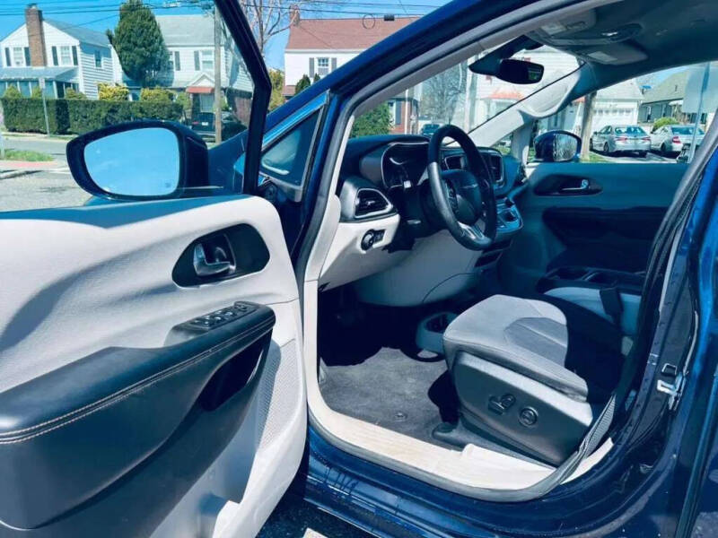 2019 Chrysler Pacifica Touring Plus