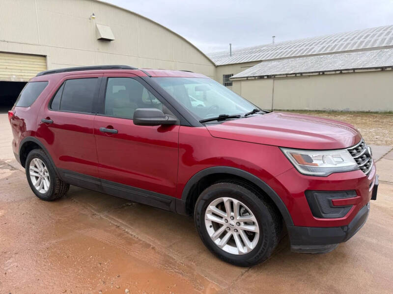 2016 Ford Explorer