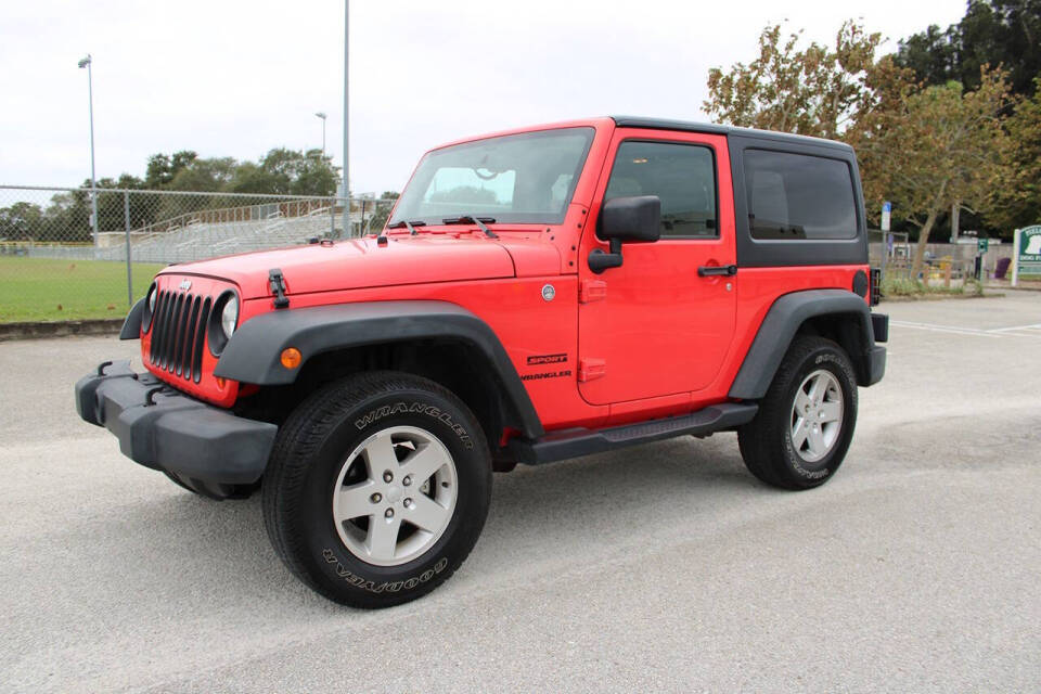 2013 Jeep Wrangler Sport's photo