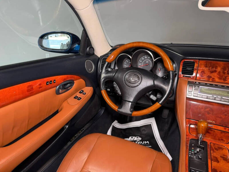 2004 Lexus SC 430