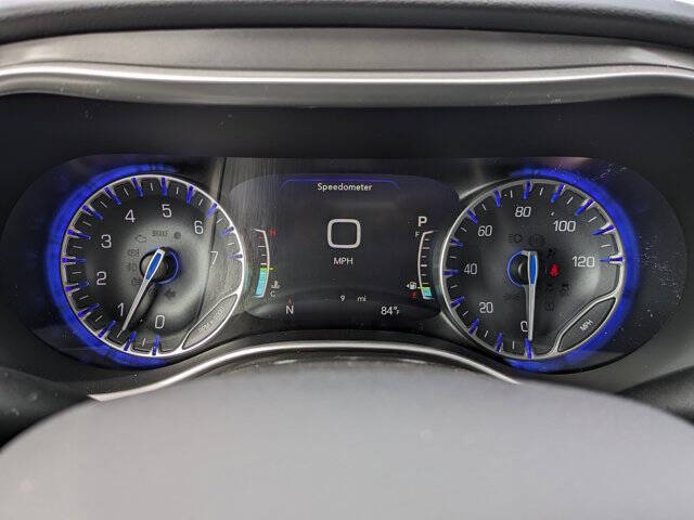 2026 Chrysler Voyager LX