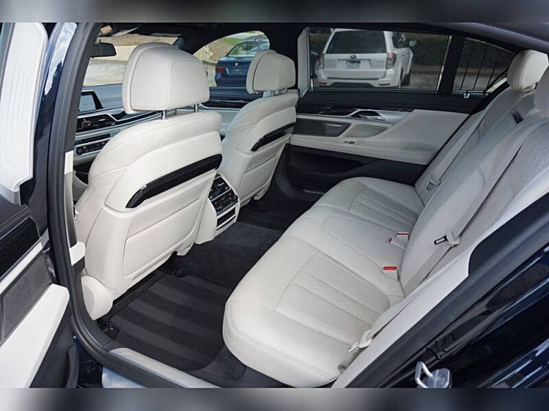 2019 BMW 7 Series 750i