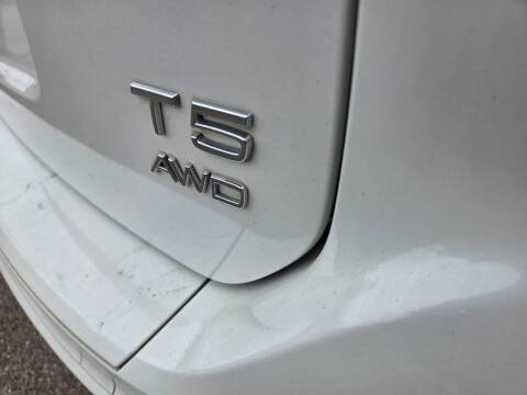 2015 Volvo XC60 T5 Premier