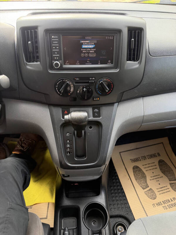 2020 Nissan NV200 SV