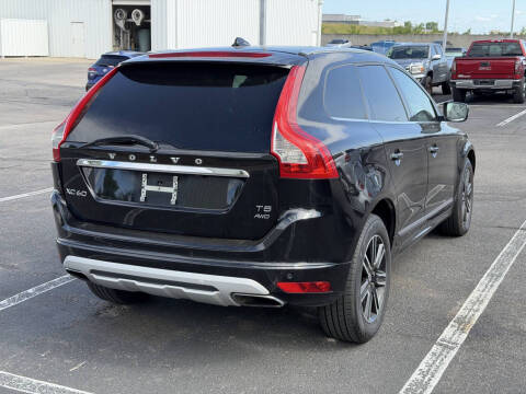 2017 Volvo XC60 T5 Dynamic