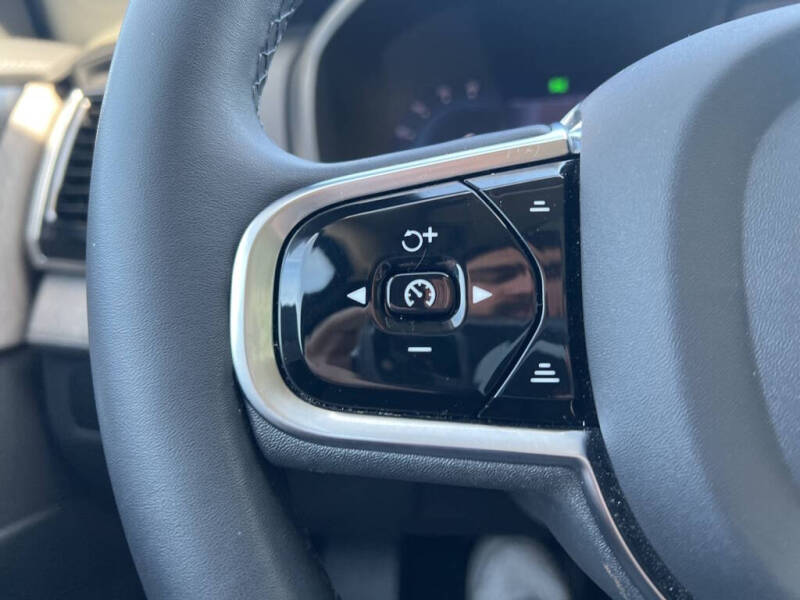 2023 Volvo XC90 Recharge T8 Ultimate Bright Theme 7P