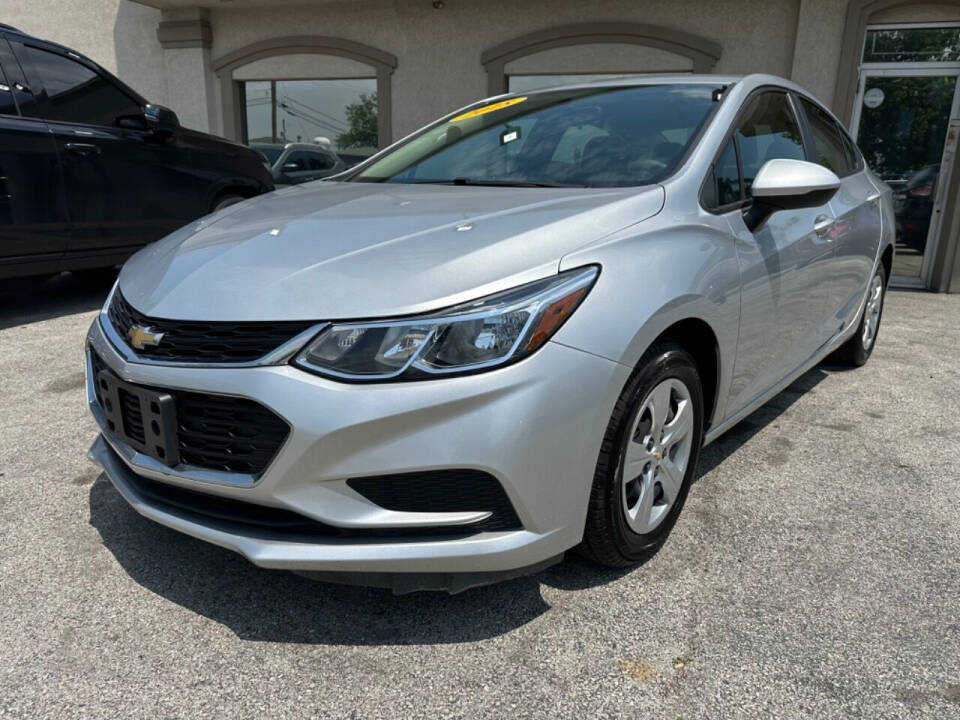 2018 Chevrolet Cruze for sale at Mr.C's AutoMart in Midlothian, IL