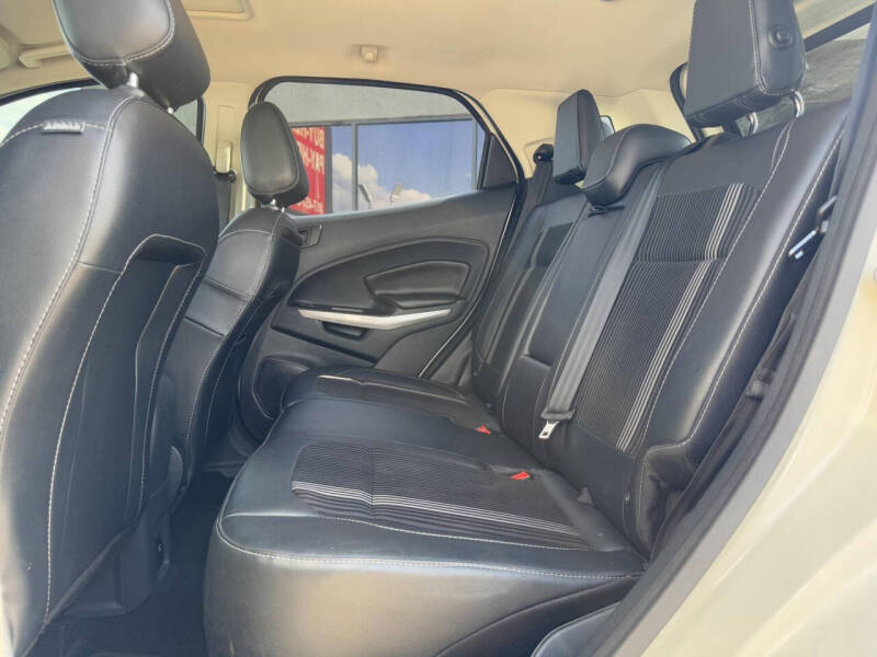 2020 Ford EcoSport SES