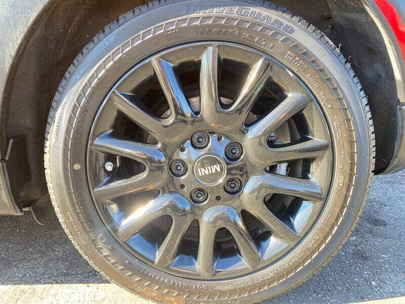 2017 MINI Hardtop 4 Door Cooper