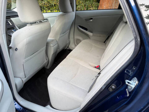 2012 Toyota Prius Two