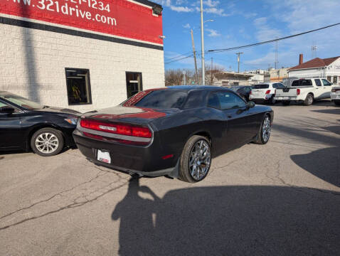 2014 Dodge Challenger SXT