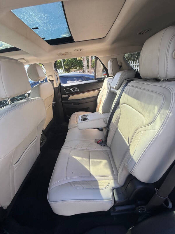 2016 Ford Explorer Platinum