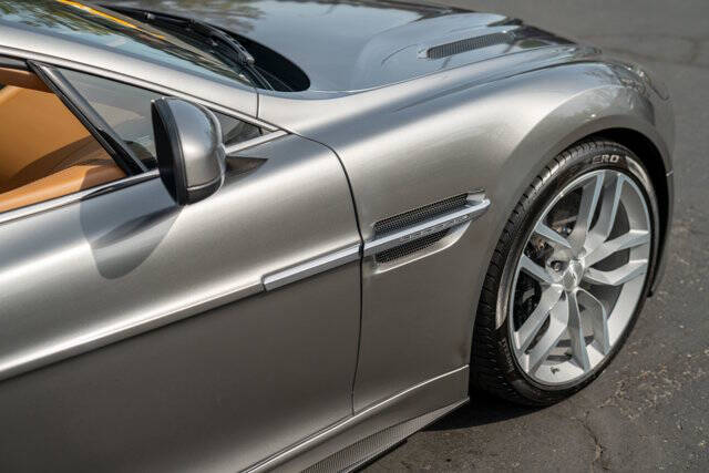2017 Aston Martin Vanquish 9