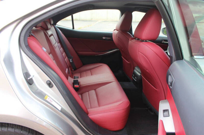 2016 Lexus IS 300