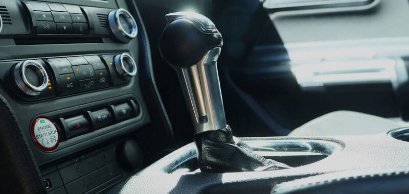 2017 Ford Mustang V6