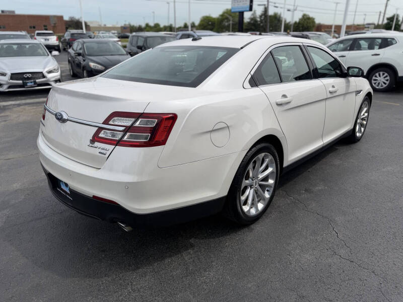 2018 Ford Taurus Limited