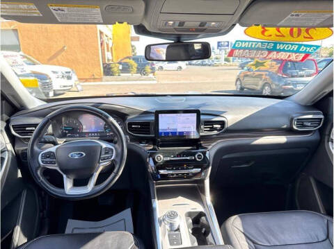 2023 Ford Explorer Limited