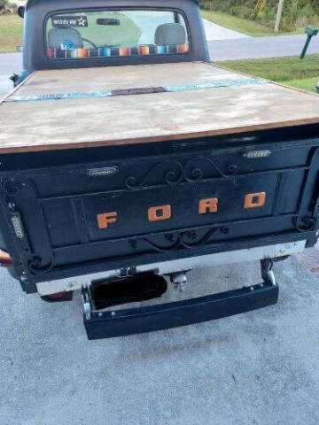 1951 Ford F-100