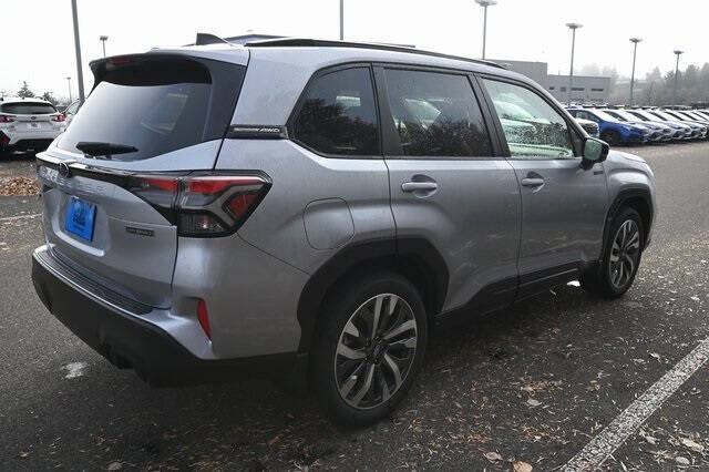 2025 Subaru Forester Touring Hybrid