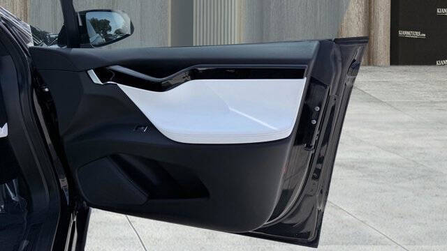2020 Tesla Model X Long Range
