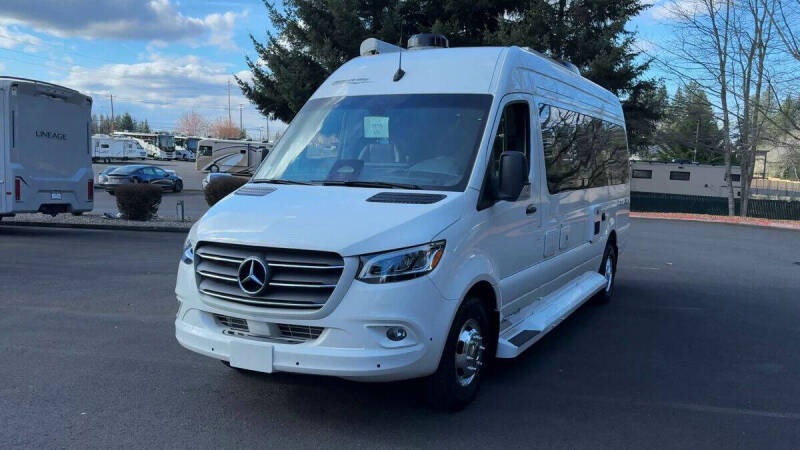 2025 Mercedes-Benz Sprinter