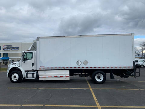 2012 Freightliner M2 106