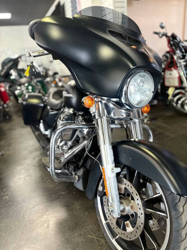 2020 Harley-Davidson Street Glide