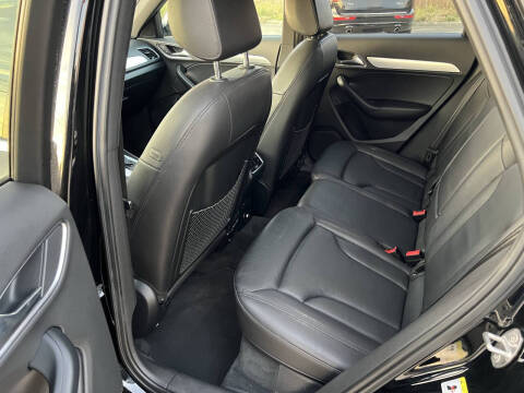 2016 Audi Q3 2.0T quattro Premium Plus