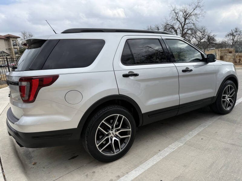 2019 Ford Explorer Sport