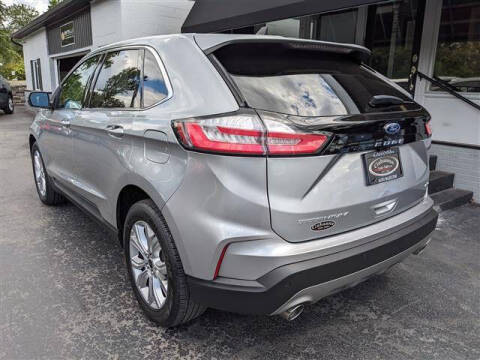 2024 Ford Edge Titanium