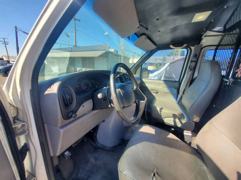 1999 Ford E-150