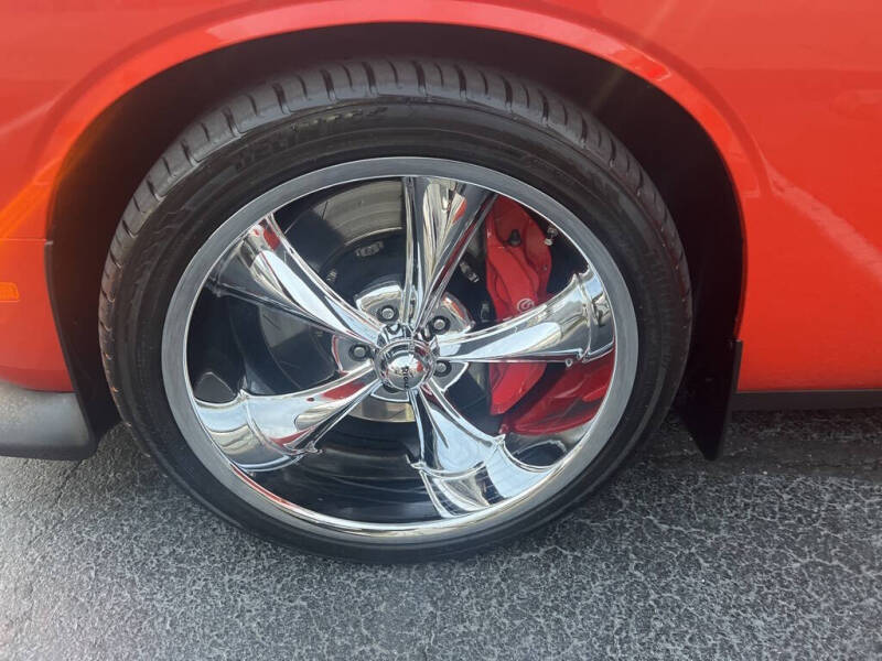 2016 Dodge Challenger SRT 392