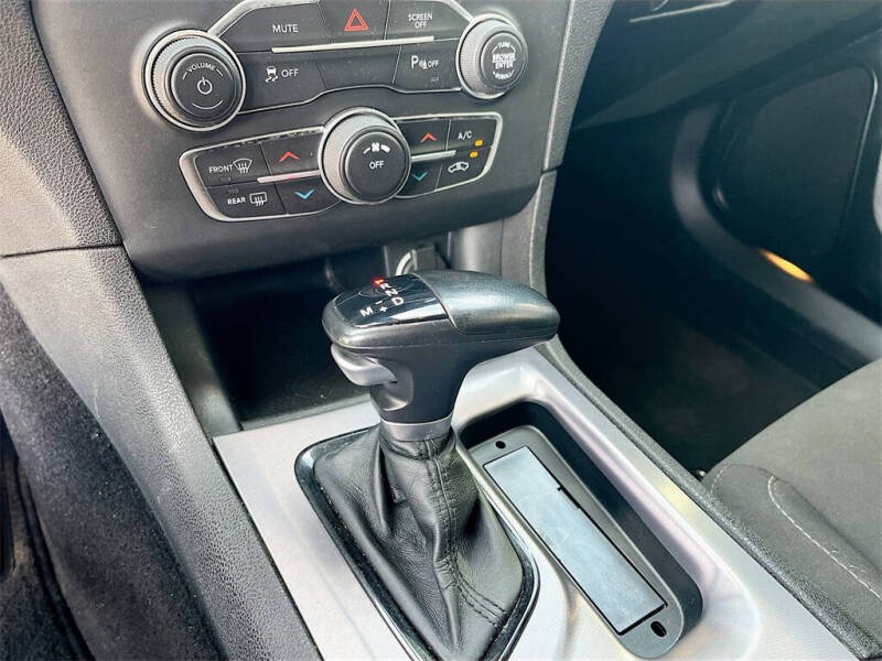 2020 Dodge Charger SXT