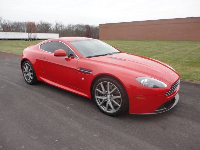 2012 Aston Martin V8 Vantage