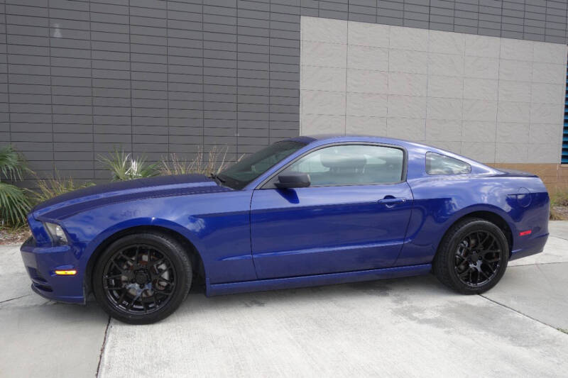 2014 Ford Mustang V6