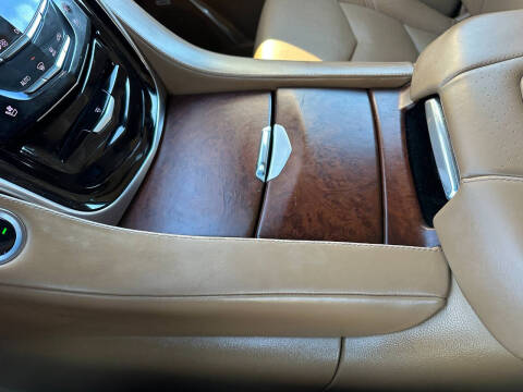 2017 Cadillac Escalade ESV Platinum